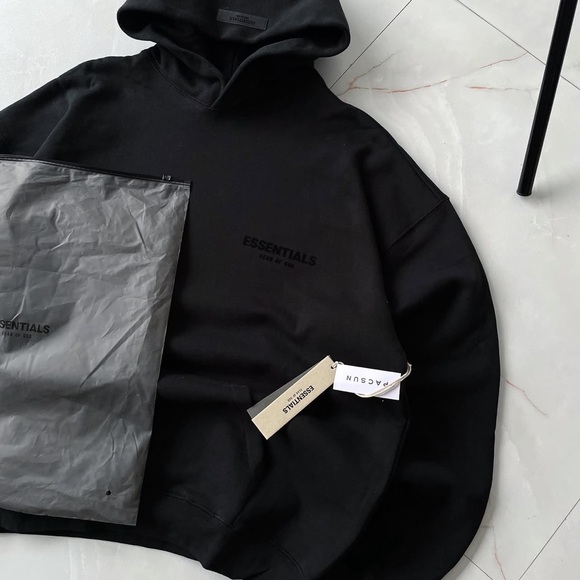 Essentials Fear of God Jet Black Stretch Limo Hoodie - Picture 3 of 8
